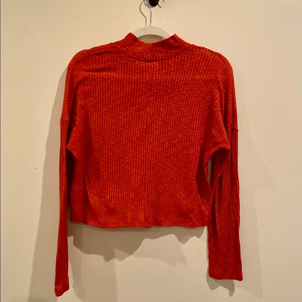 Crop sweater - Picture 2 of 3